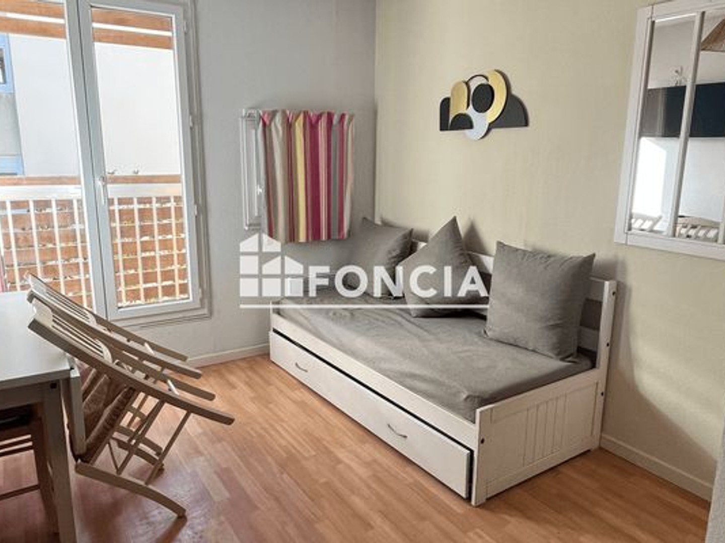 Appartement à vendre - 2 pièces - 26m2 - La Londe-Les-Maures (83250)