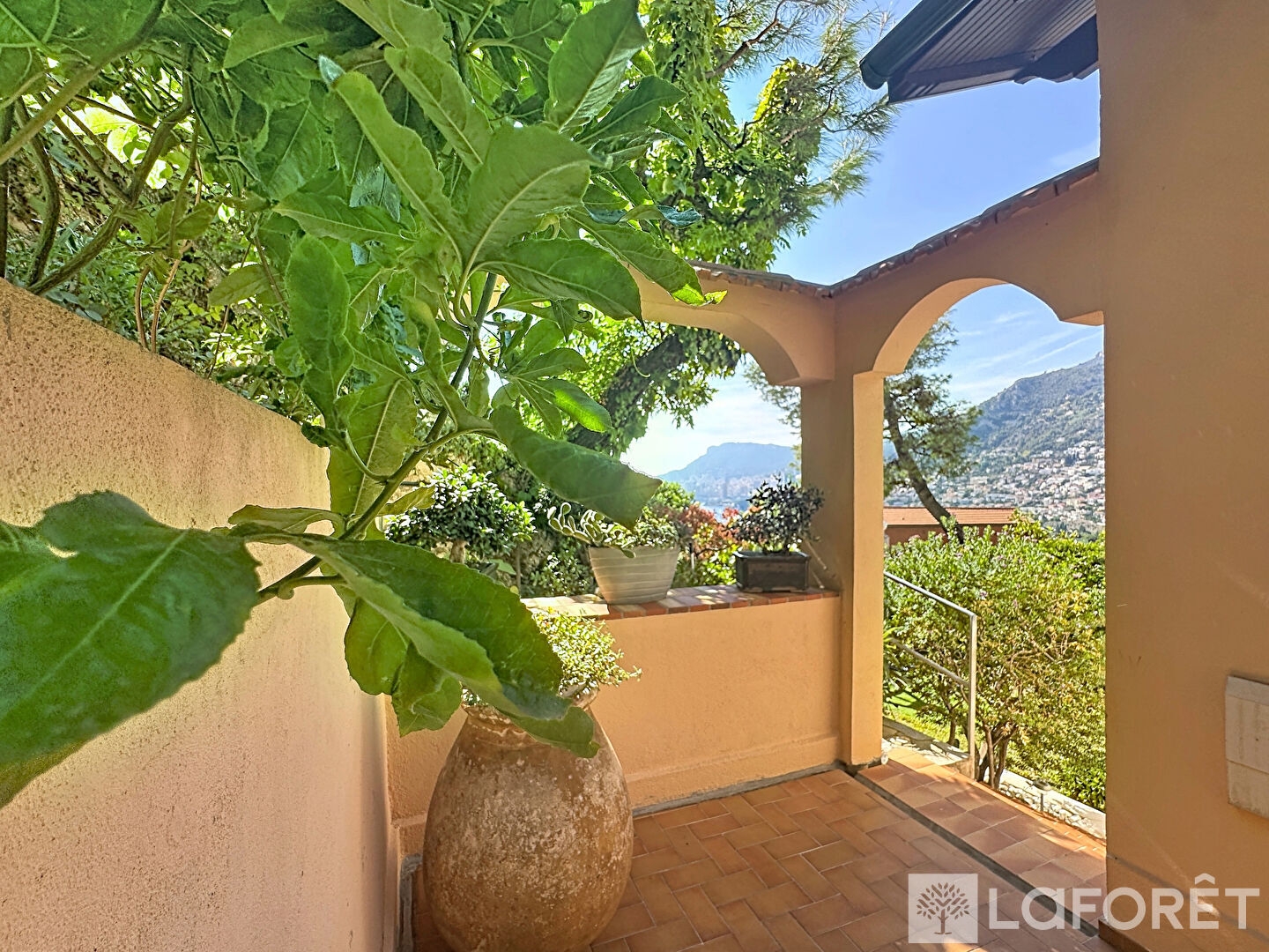 Maison à vendre - 5 pièces - 121m2 - Roquebrune-Cap-Ma... (06190)