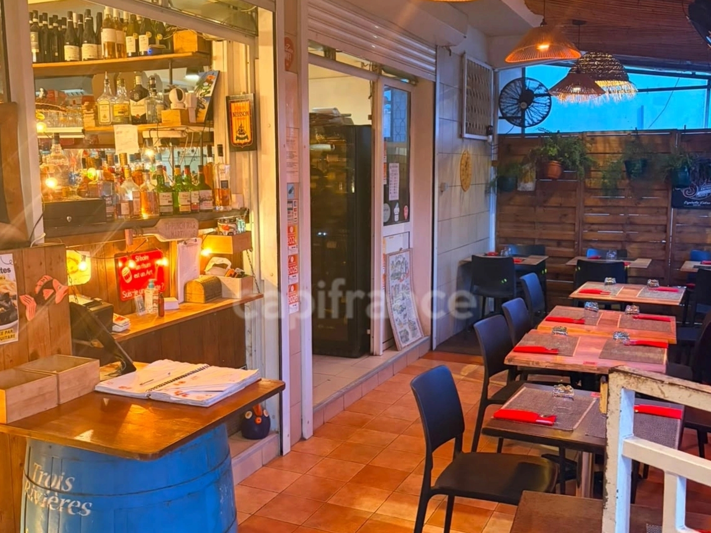 Magasin à vendre - 4 pièces - Sainte-Luce (97228)