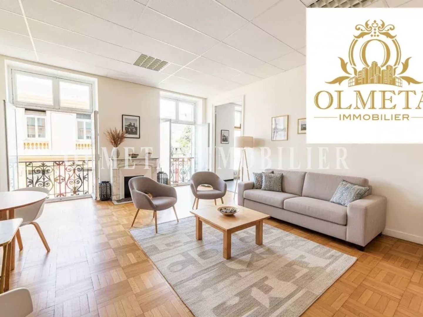 Appartement à vendre - 4 pièces - 134m2 - Menton (06500)