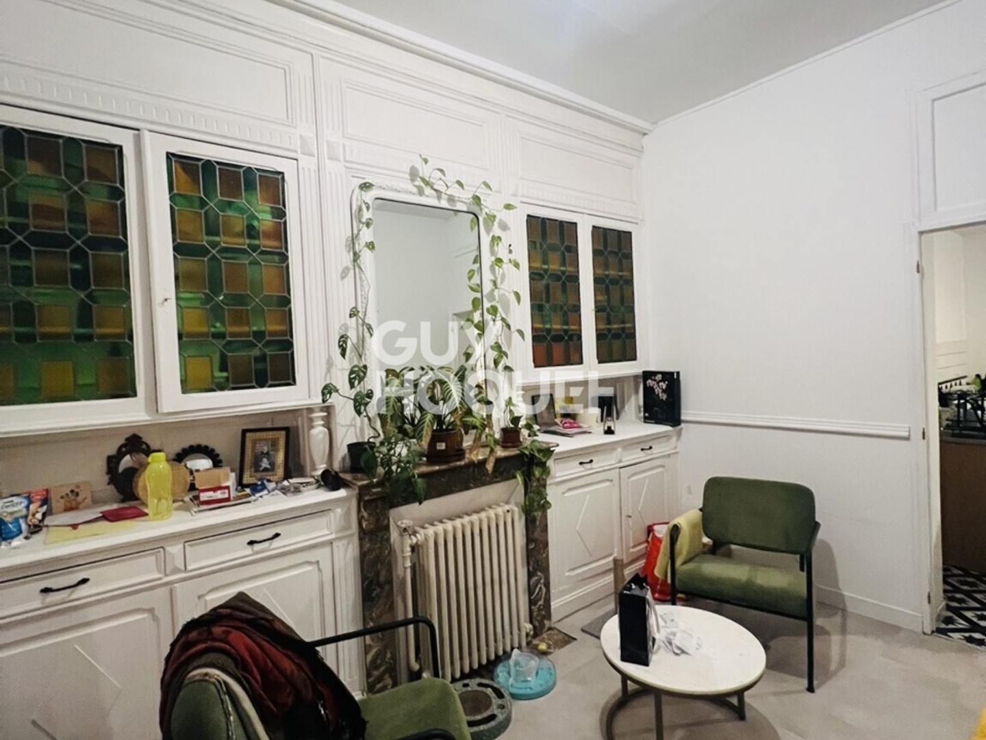 SAINT-HONORE - IMMEUBLE D'ENVIRON 105M²