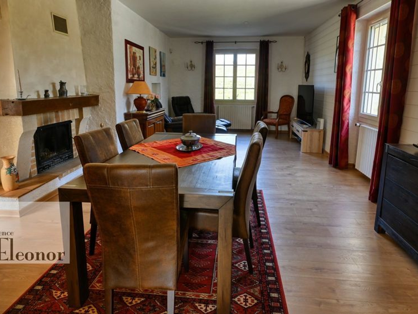 Maison à vendre - 9 pièces - 208m2 - Monbazillac (24240)