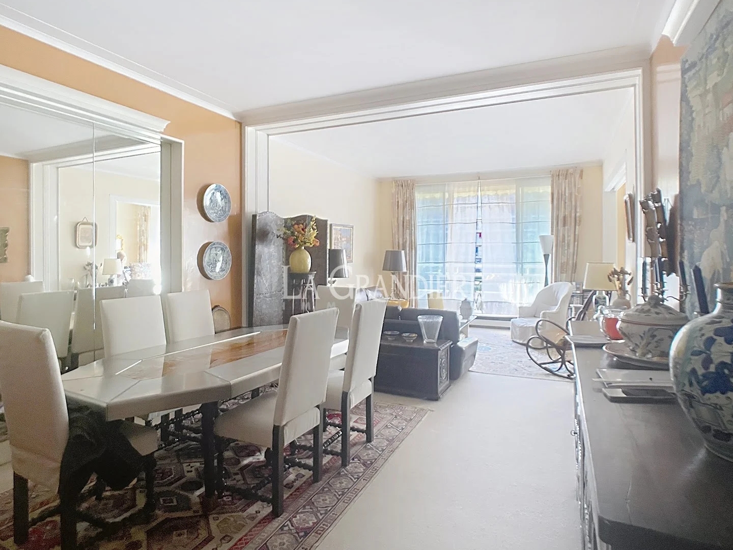 Appartement à vendre - 5 pièces - 111m2 - Paris 16e (75016)