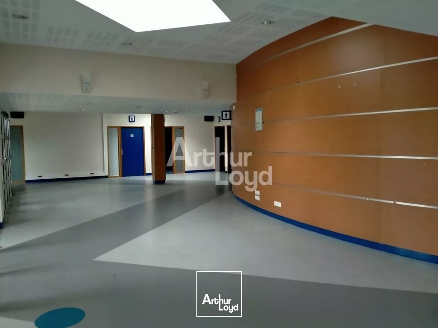 Bureaux à vendre - 850m2 - Châtellerault (86100)