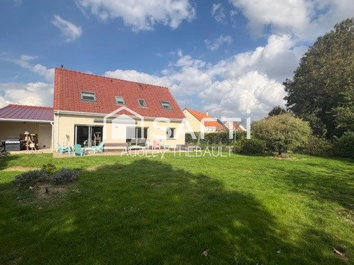 MAISON CONTEMPORAINE - 4 CHAMBRES - 165 M²