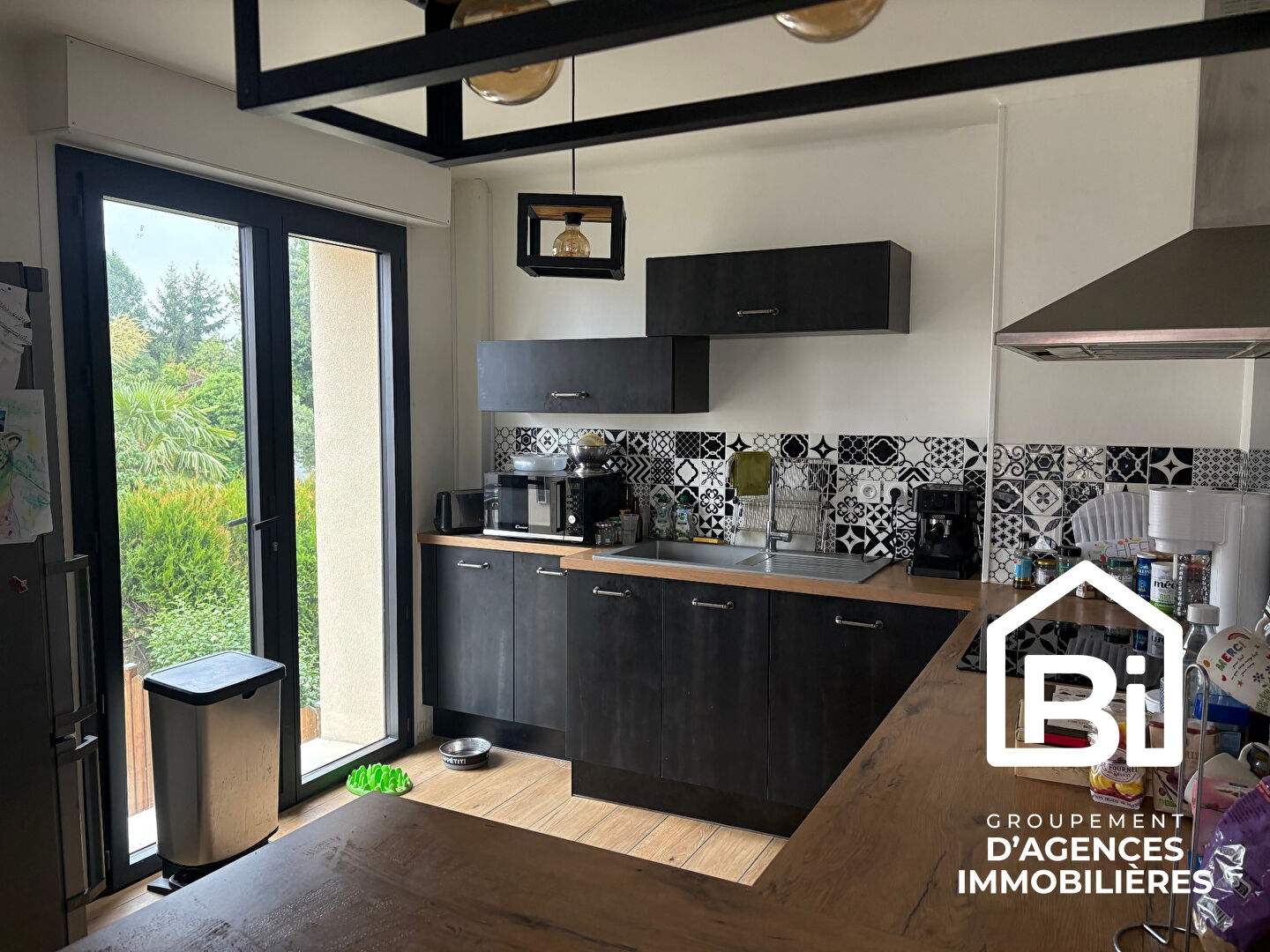 Maison à vendre - 5 pièces - 143m2 - Mondeville (14120)