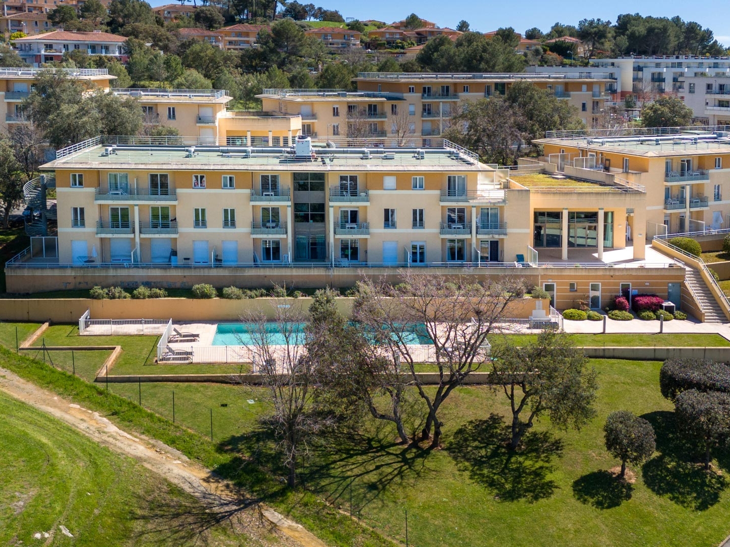 INVESTISSEMENT LOCATIF T2 + PKG