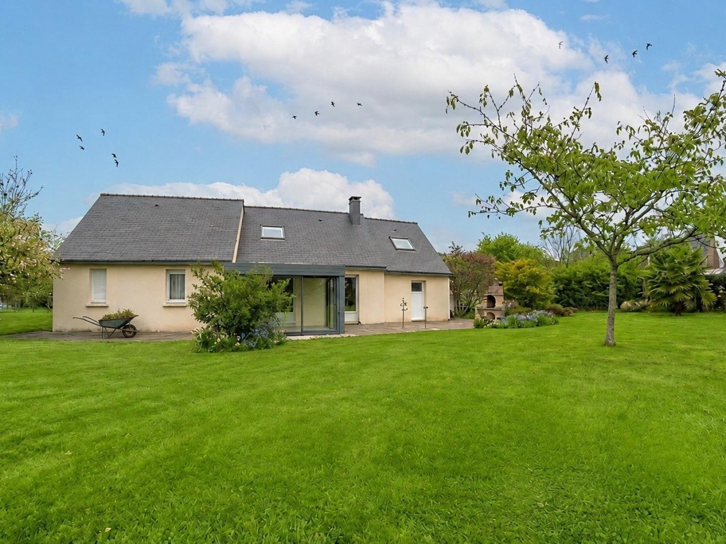 Plain-pied sur 2 661 m² à 10 min d'Auray