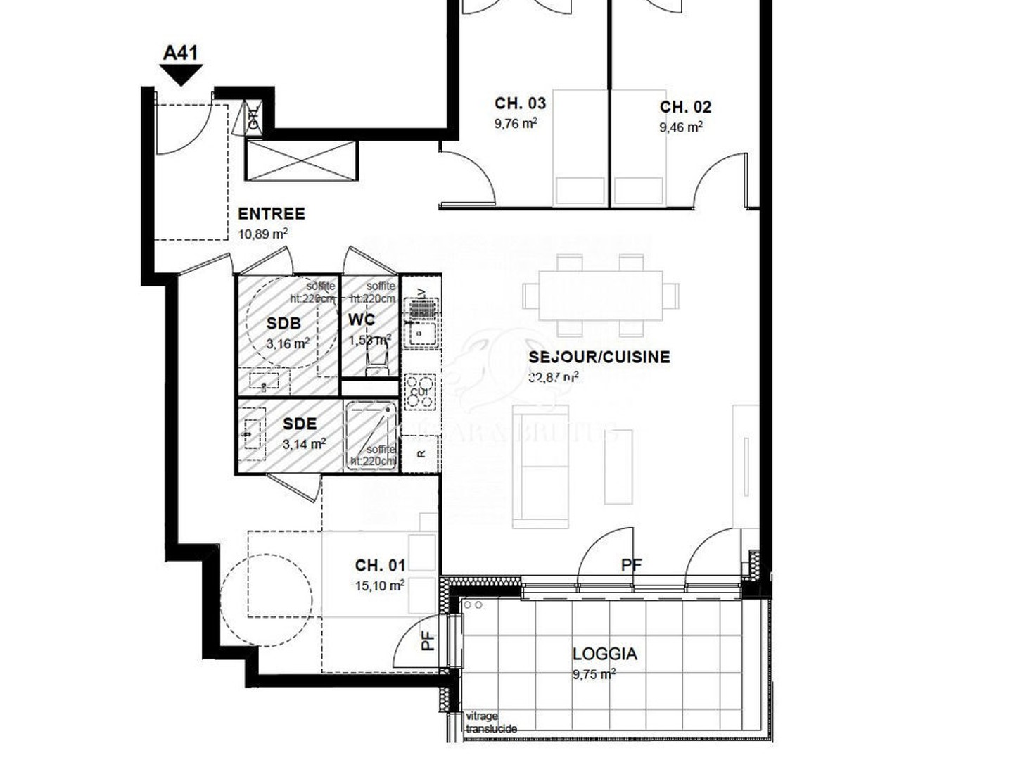 T4 traversant proche tram