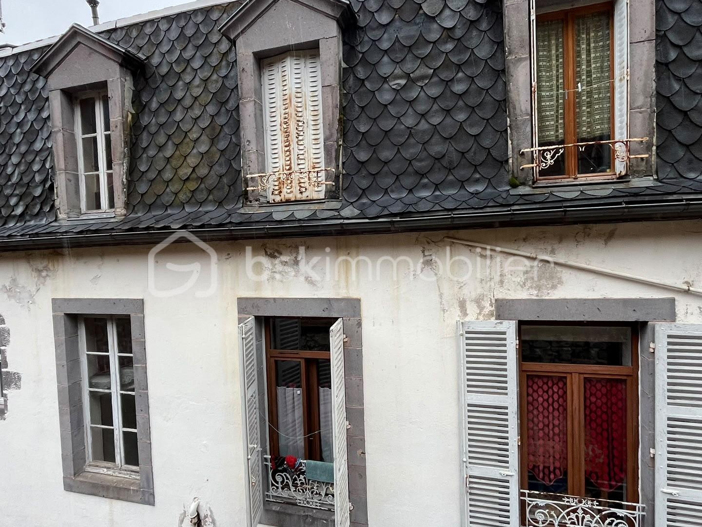 Locaux à vendre - 22 pièces - 360m2 - La Bourboule (63150)