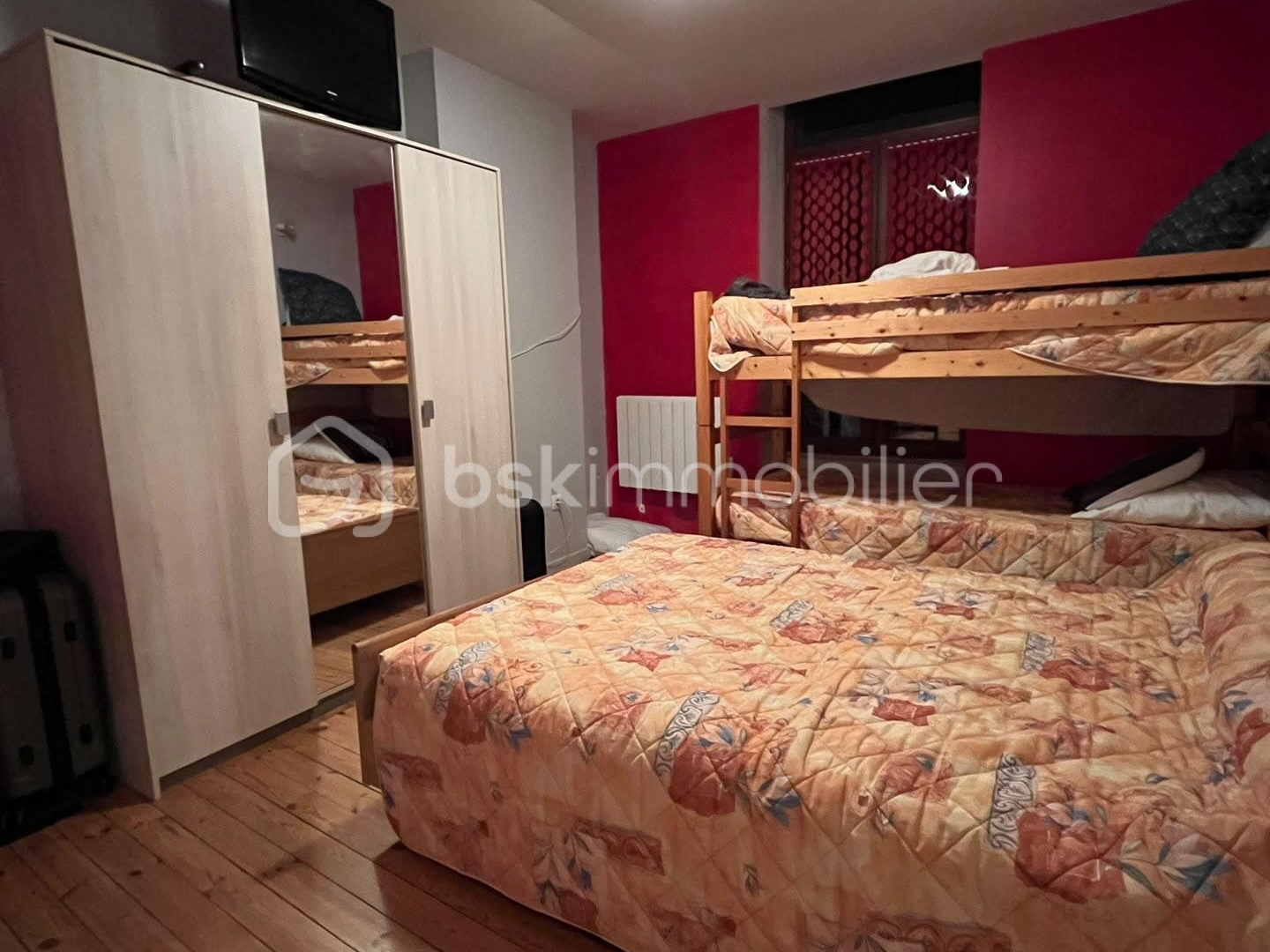 Locaux à vendre - 22 pièces - 360m2 - La Bourboule (63150)