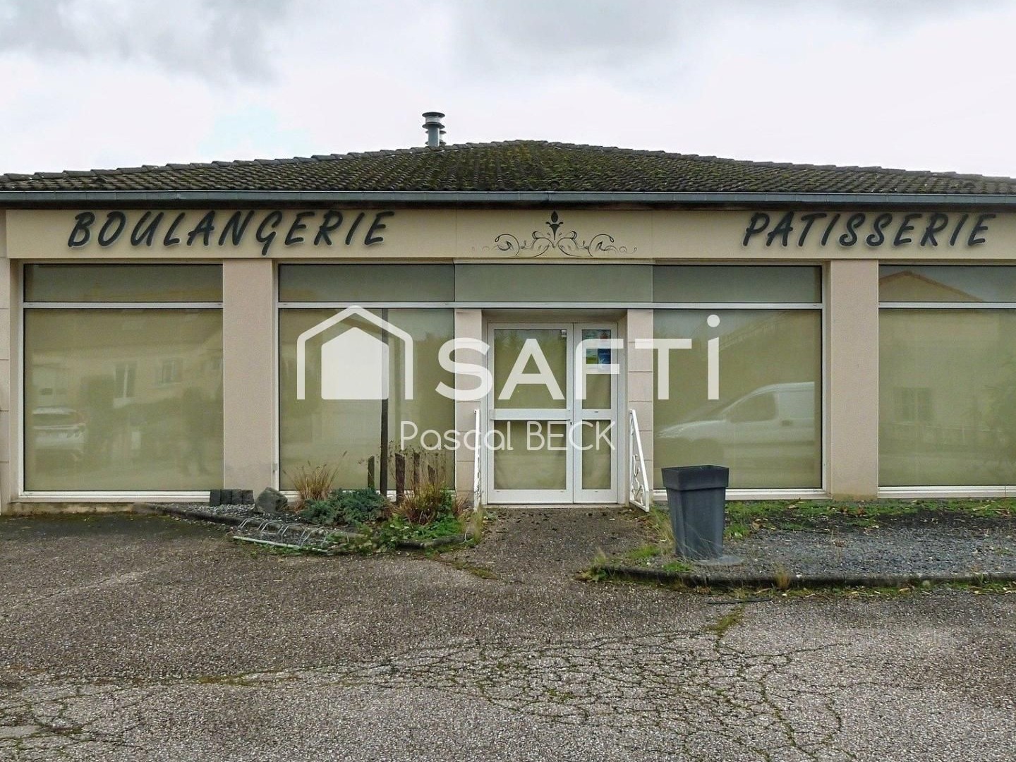 Bureaux 7 pièces 220 m²