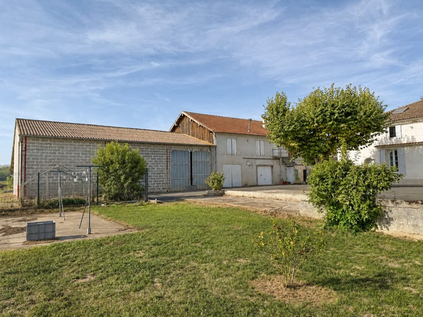 Maison à vendre - 10 pièces - 262m2 - Branne (33420)