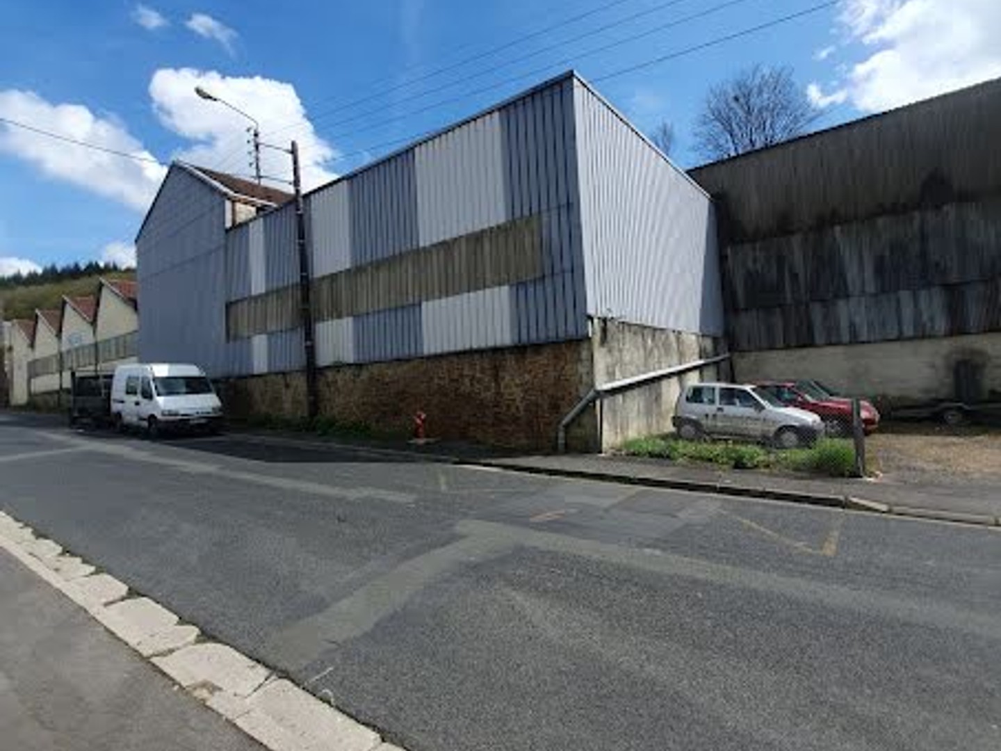 Local 1200 m²