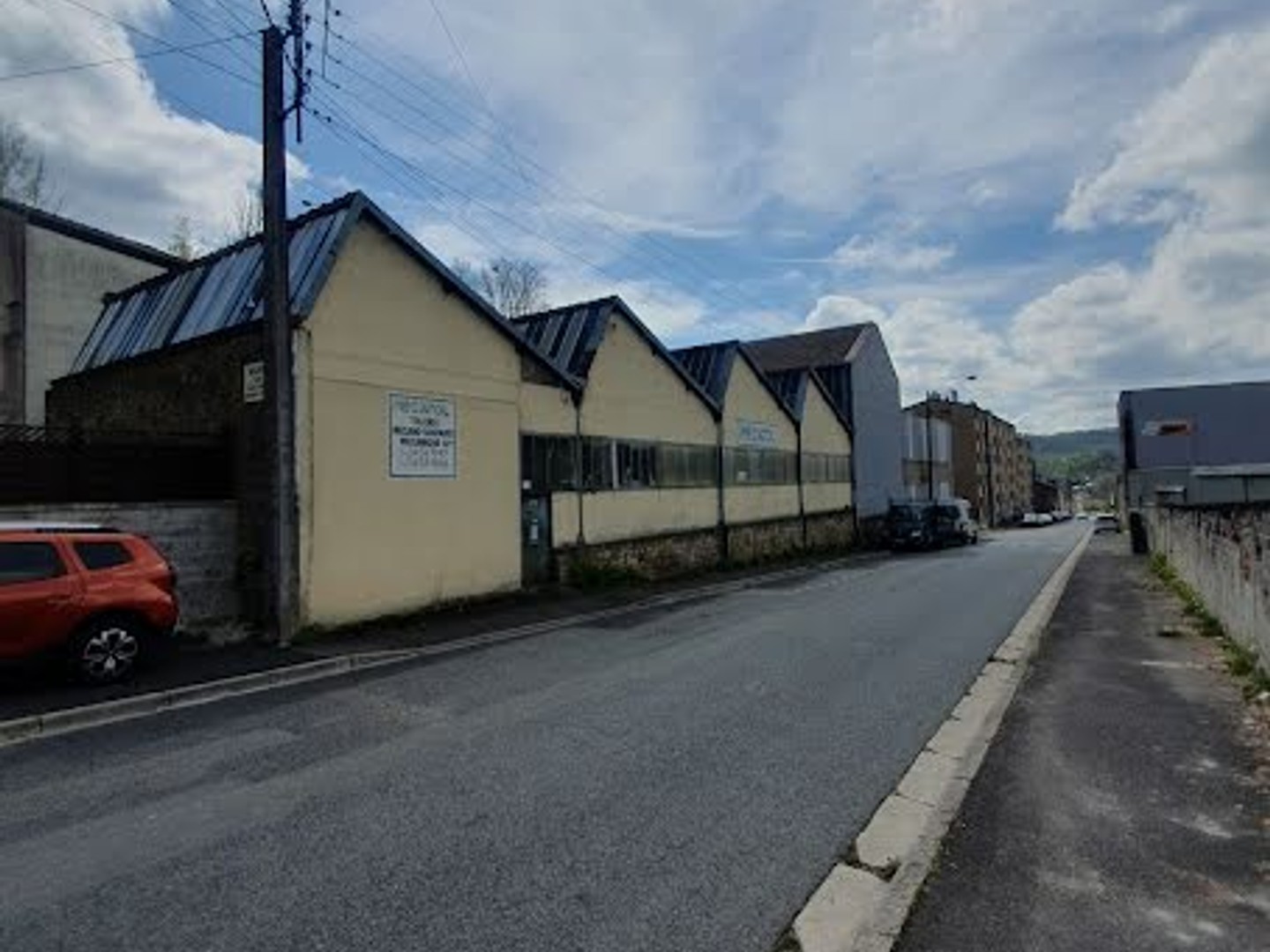 Locaux à vendre - 1200m2 - Nouzonville (08700)