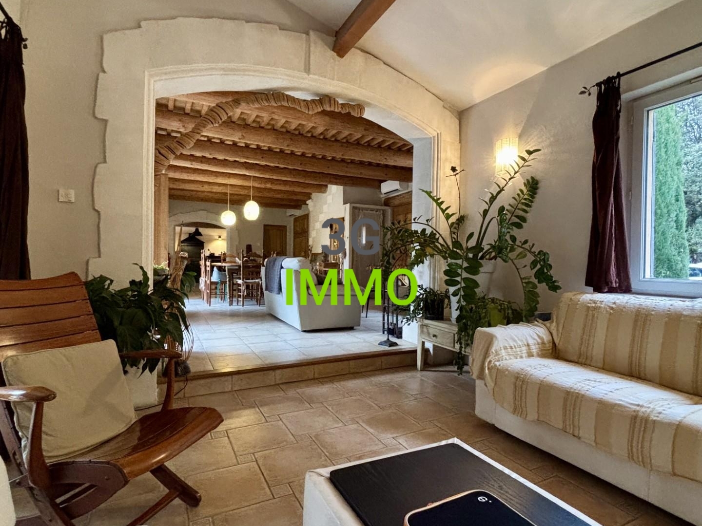 Maison à vendre - 7 pièces - 185m2 - Uzès (30700)