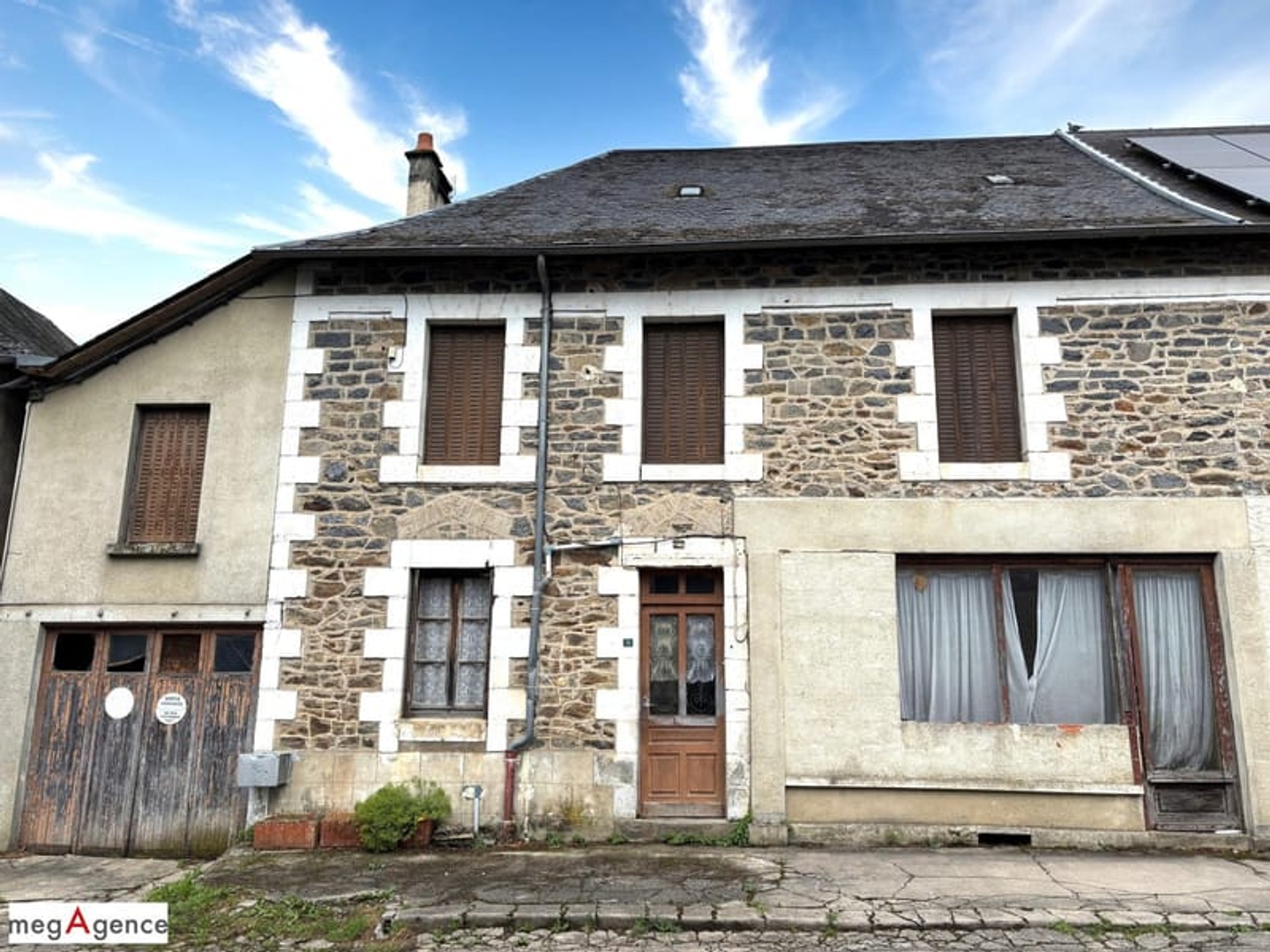 Maison de caractère à rénover- Idéal maison d'accueil - Chambres d'hôtes - Profession libérale- Investisseur