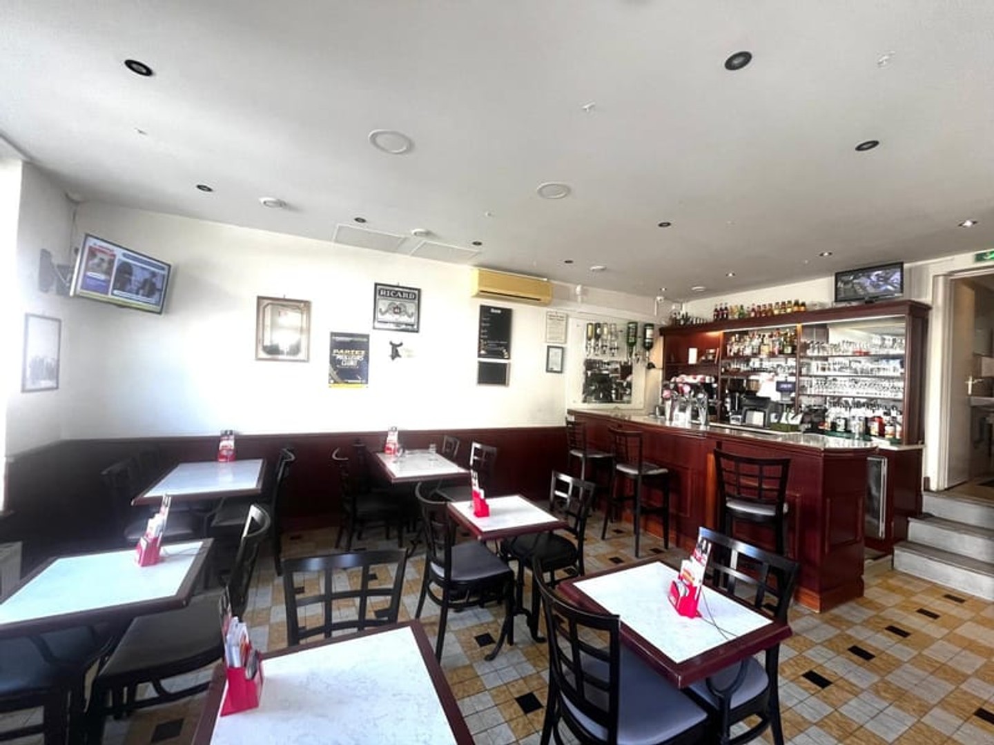 Local commercial 70 m²