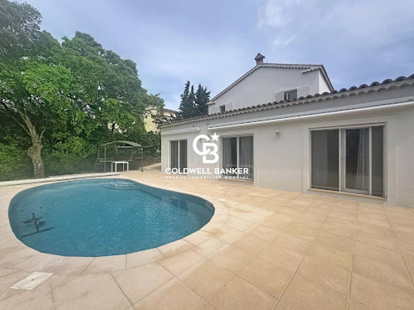 Maison à vendre - 6 pièces - 160m2 - Fréjus (83370)