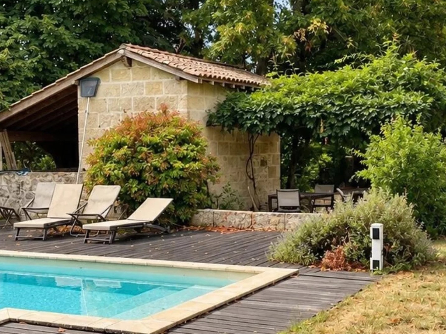 Maison à vendre - 20 pièces - 620m2 - Branne (33420)
