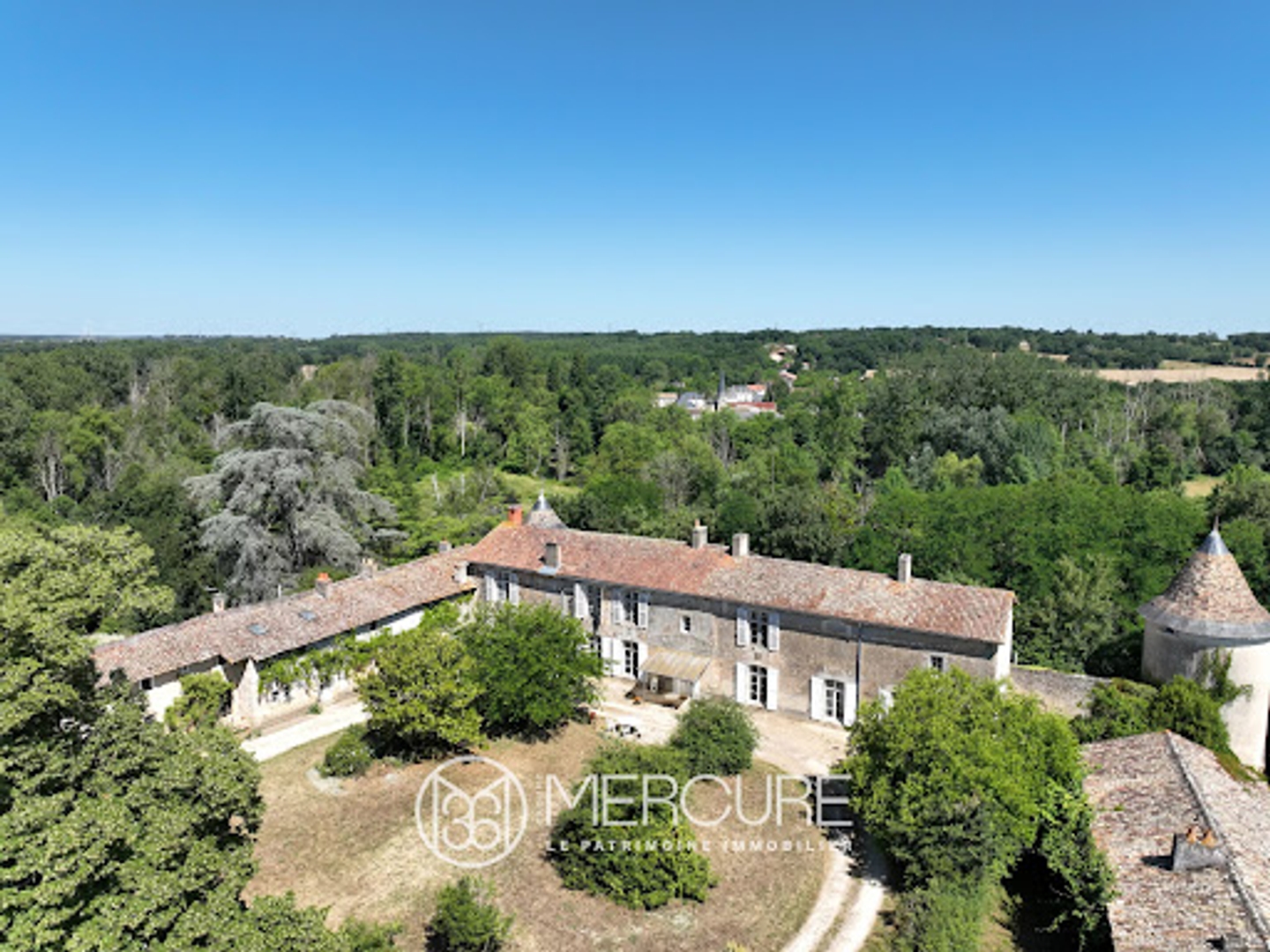 Château 14 pièces 500 m²