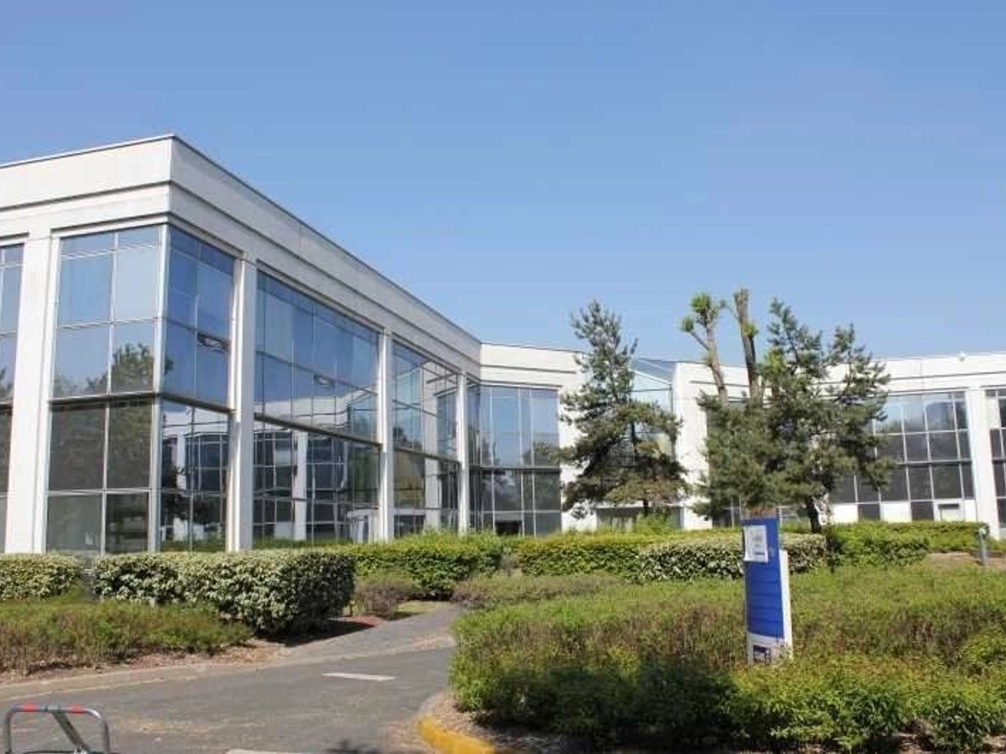 Bureaux 2530 m²