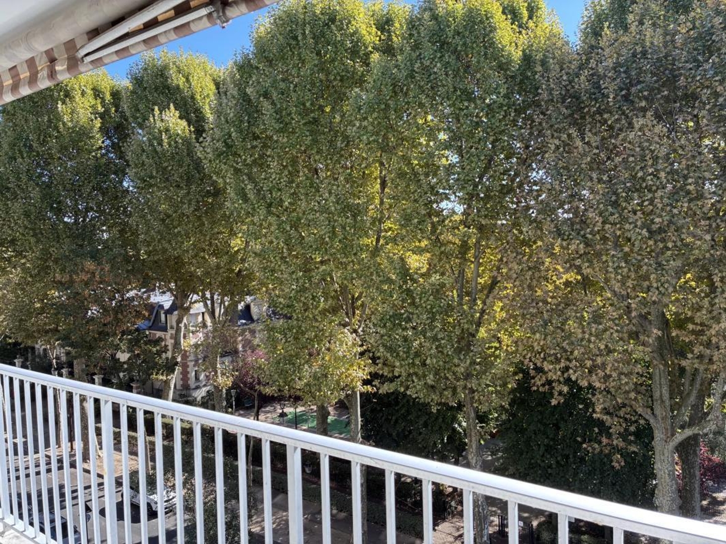 Vends t5 - 15 m² - Neuilly-sur-Seine 92200