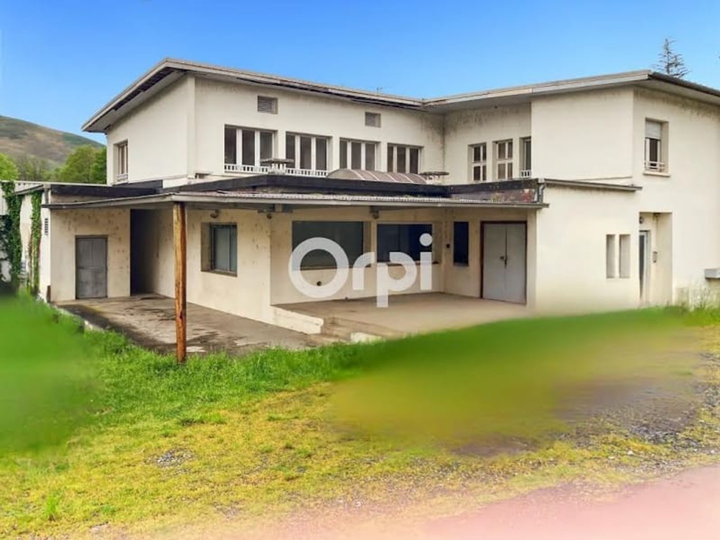 Maison 9 pièces 550 m²