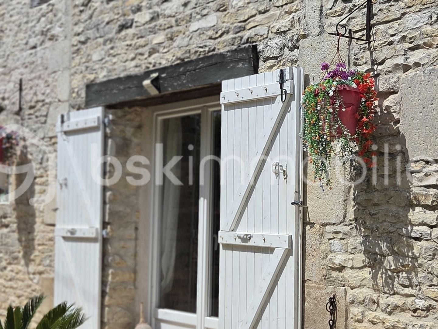 Maison 6 pièces 223 m²