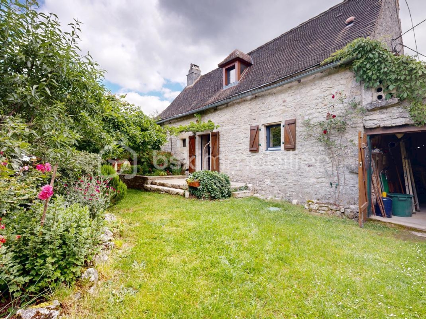 Ensemble immobilier de 102 m²