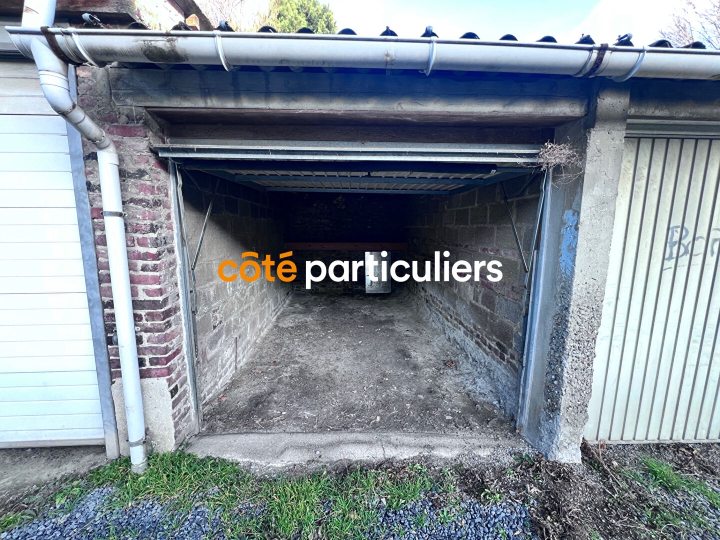 Parking / garage / box à vendre - 14m2 - Ronchin (59790)