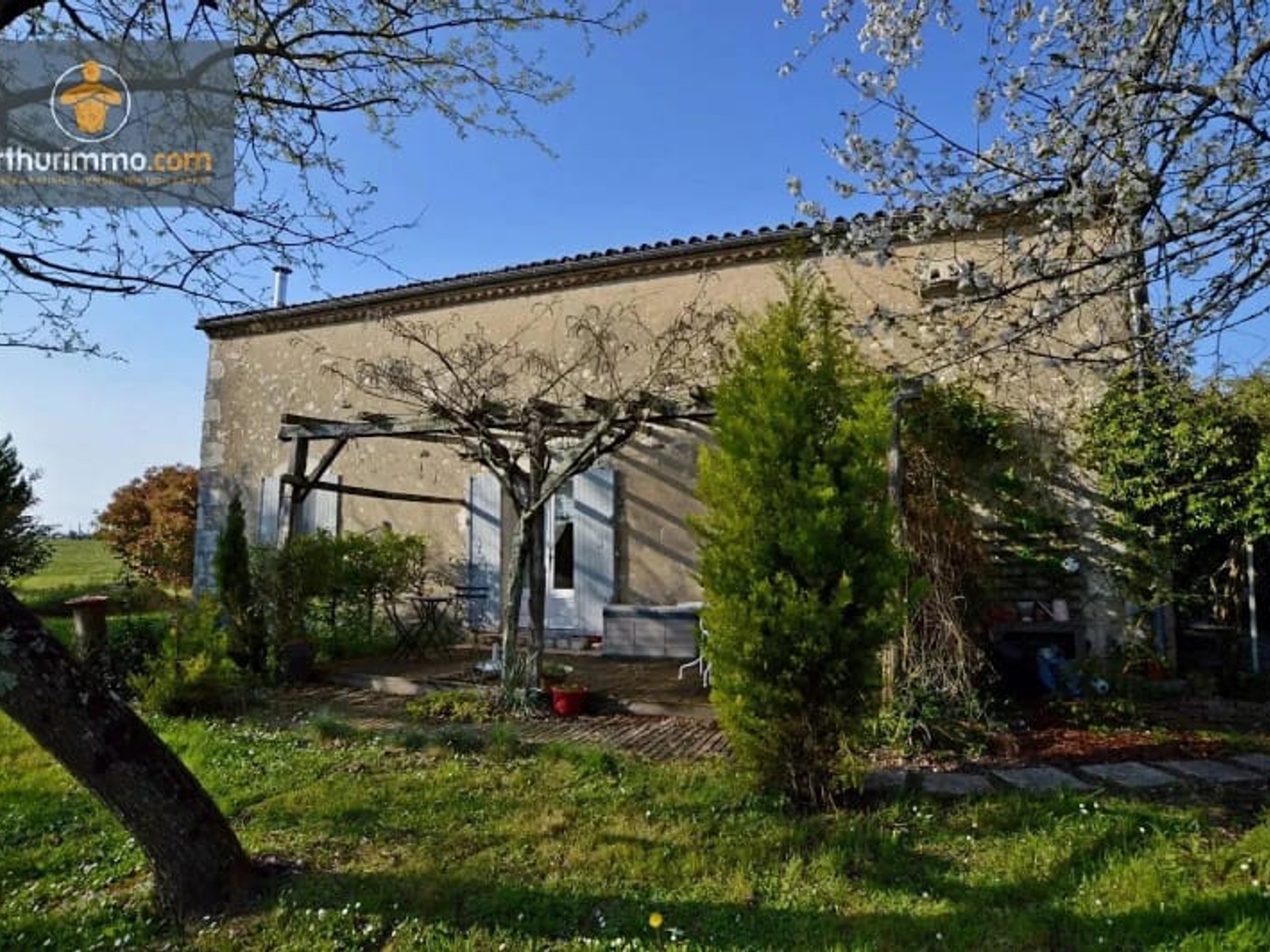 Maison à vendre - 4 pièces - 123m2 - Duras (47120)