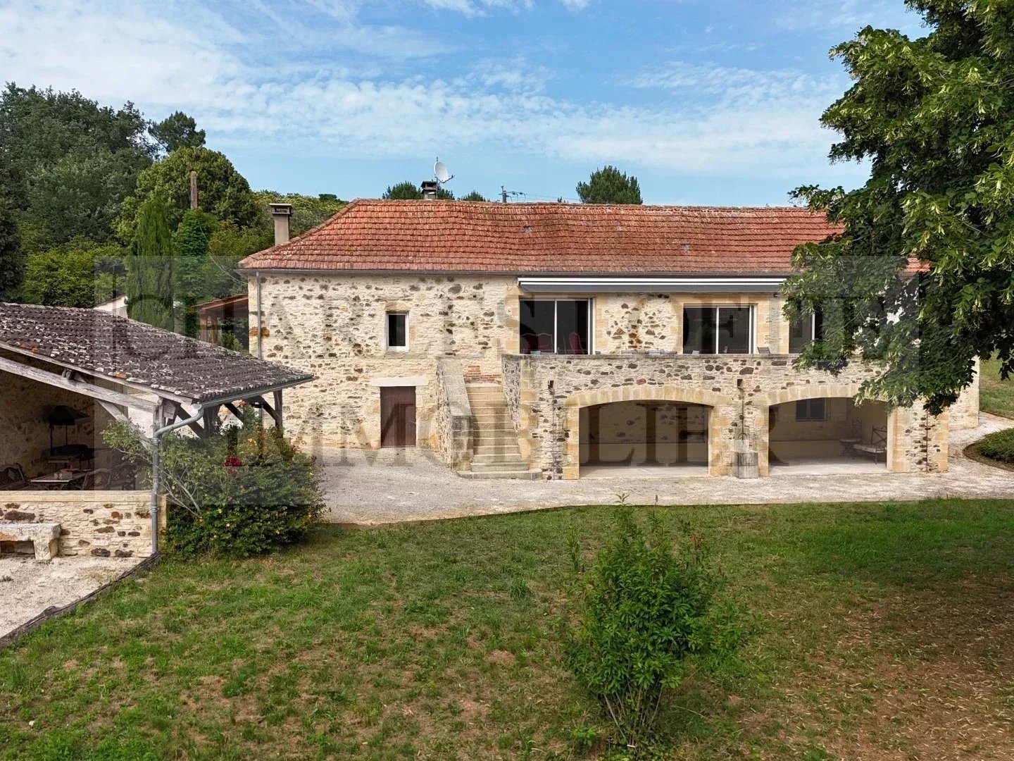 Maison à vendre - 9 pièces - 214m2 - Villefranche-Du-P... (24550)