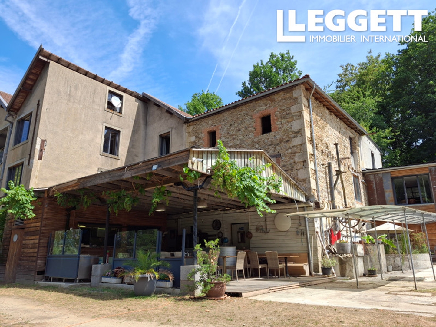 Immeuble à vendre - 7 pièces - 111m2 - Saint-Junien (87200)