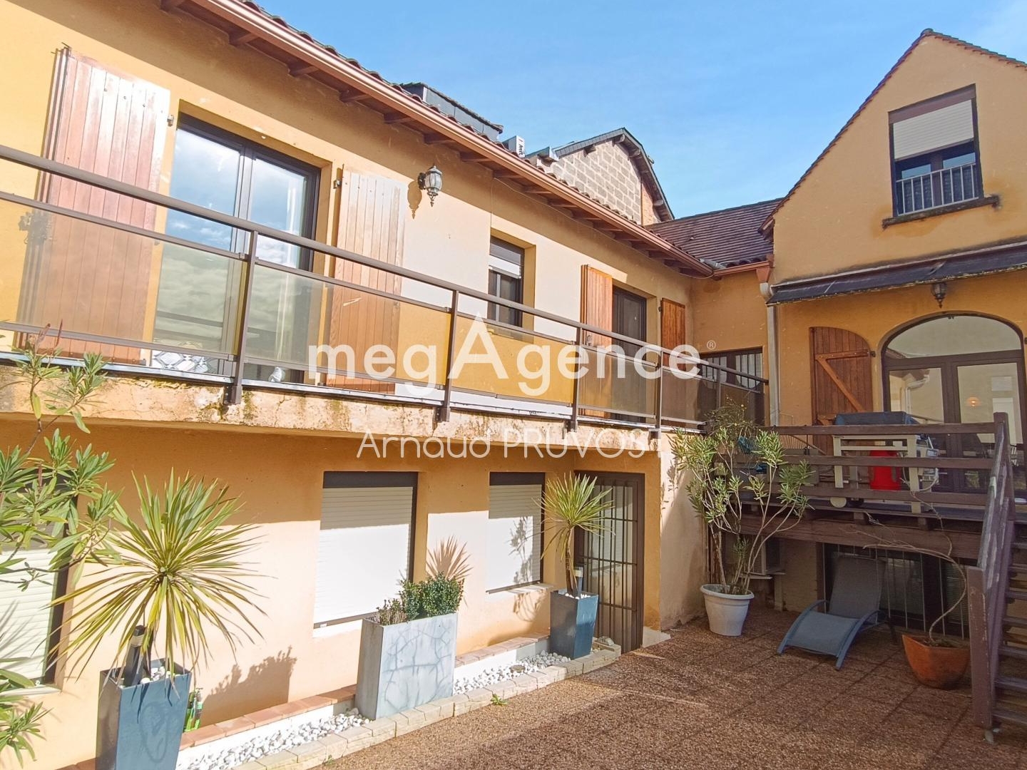 Immeuble à vendre - 6 pièces - 250m2 - Sarlat-La-Canéda (24200)
