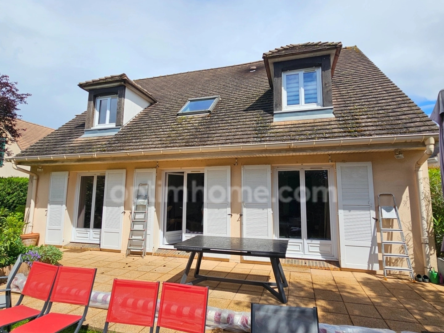 Maison 6 pièces avec jardin et garage à vendre à VERNOUILLET (78)