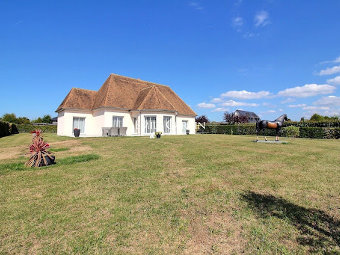 Maison 5 pièces 217 m²