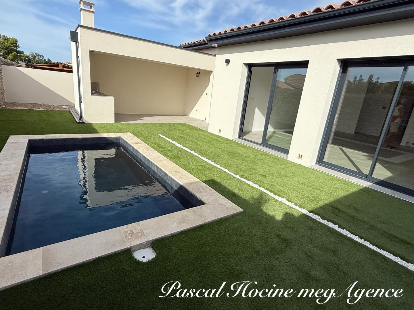 Villa neuve 120 M2 3 chambres, sur 369 M2, piscine