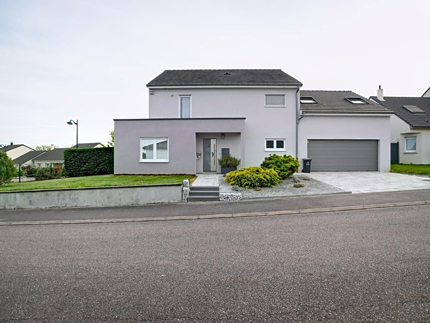 Maison à vendre - 6 pièces - 207m2 - Courcelles-Sur-Nied (57530)
