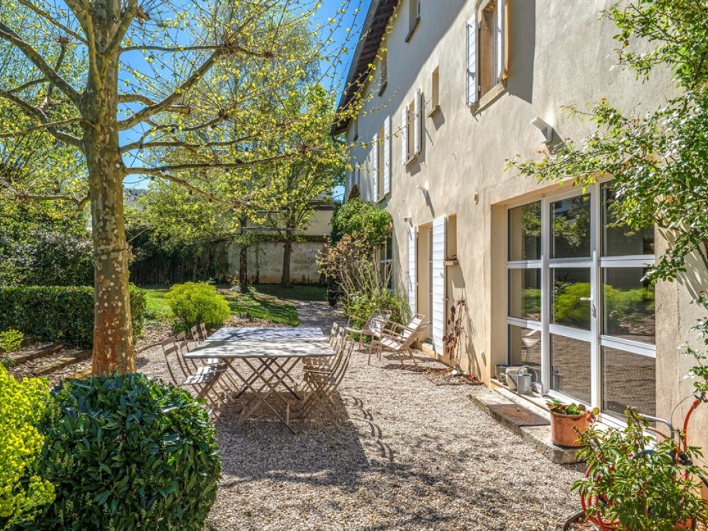 Maison à vendre - 9 pièces - 360m2 - Chasselay (69380)