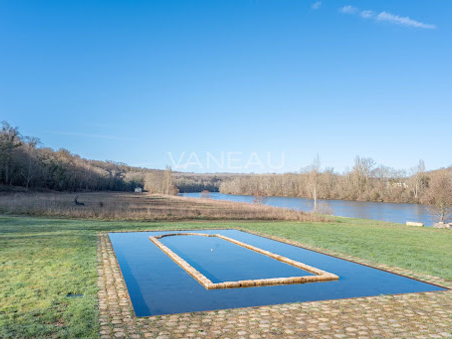Appartement à vendre - 22 pièces - 1000m2 - Fontainebleau (77300)