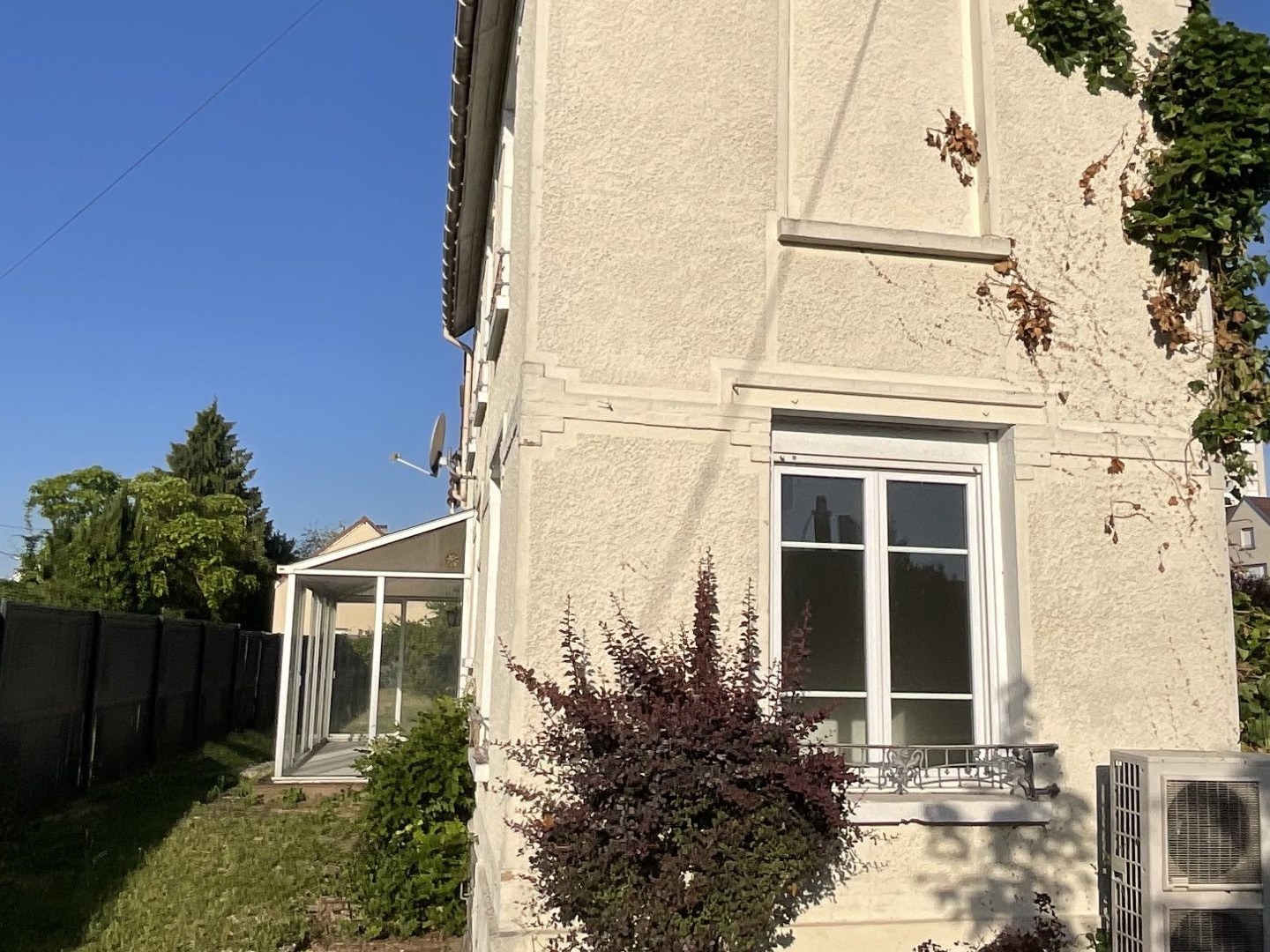 Maison à vendre - 4 pièces - 92m2 - Saint-Julien-Les-... (10800)