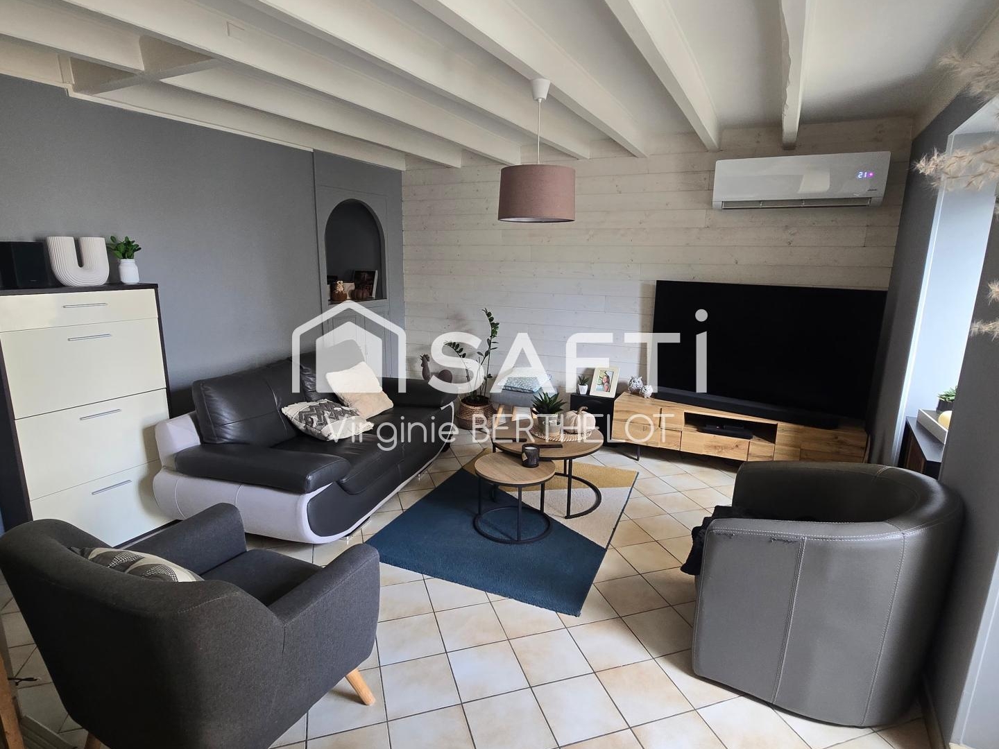 Maison à vendre - 7 pièces - 175m2 - Champdeniers-Sain... (79220)