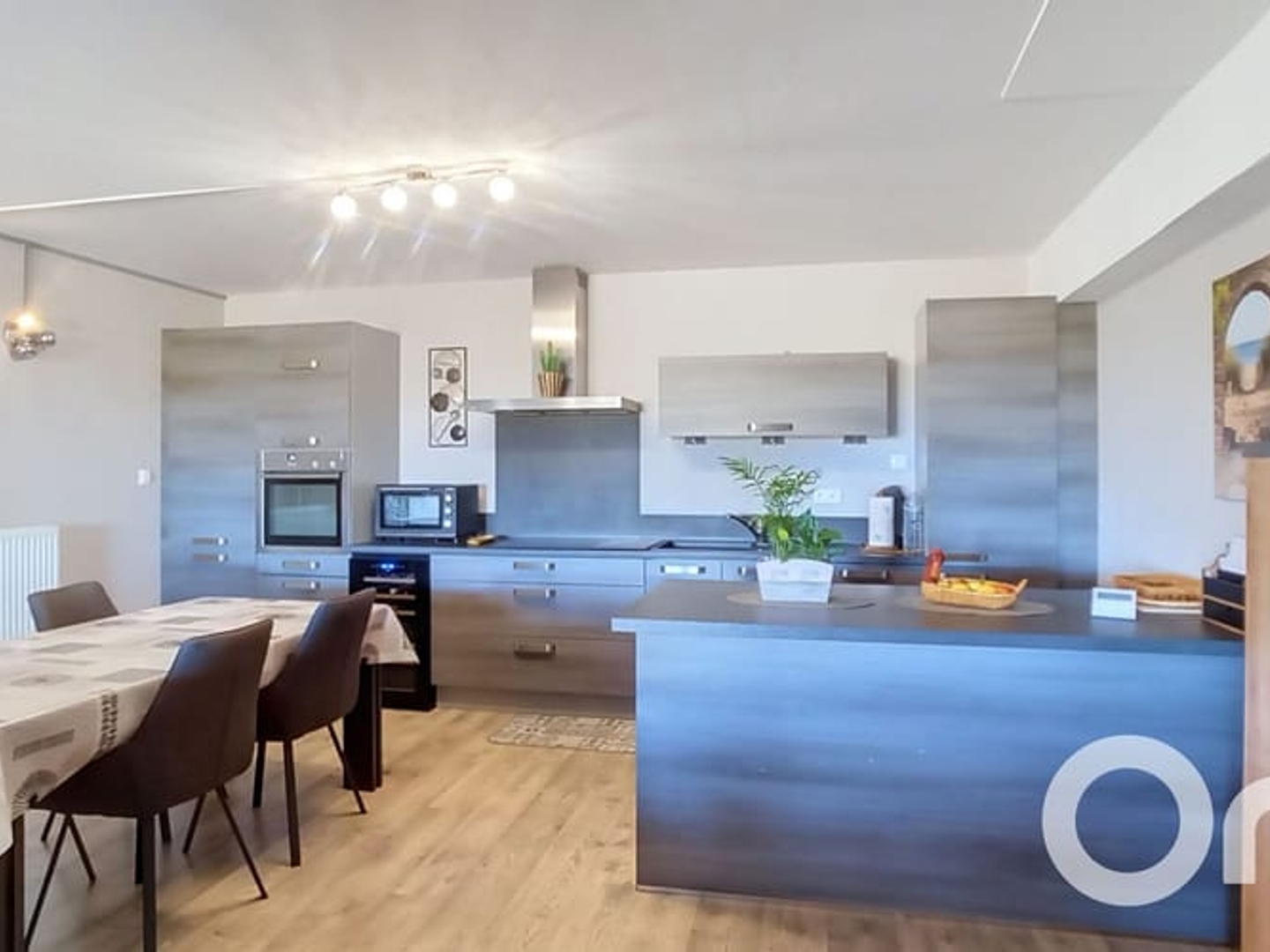 Appartement à vendre - 3 pièces - 90m2 - Crissey (71530)