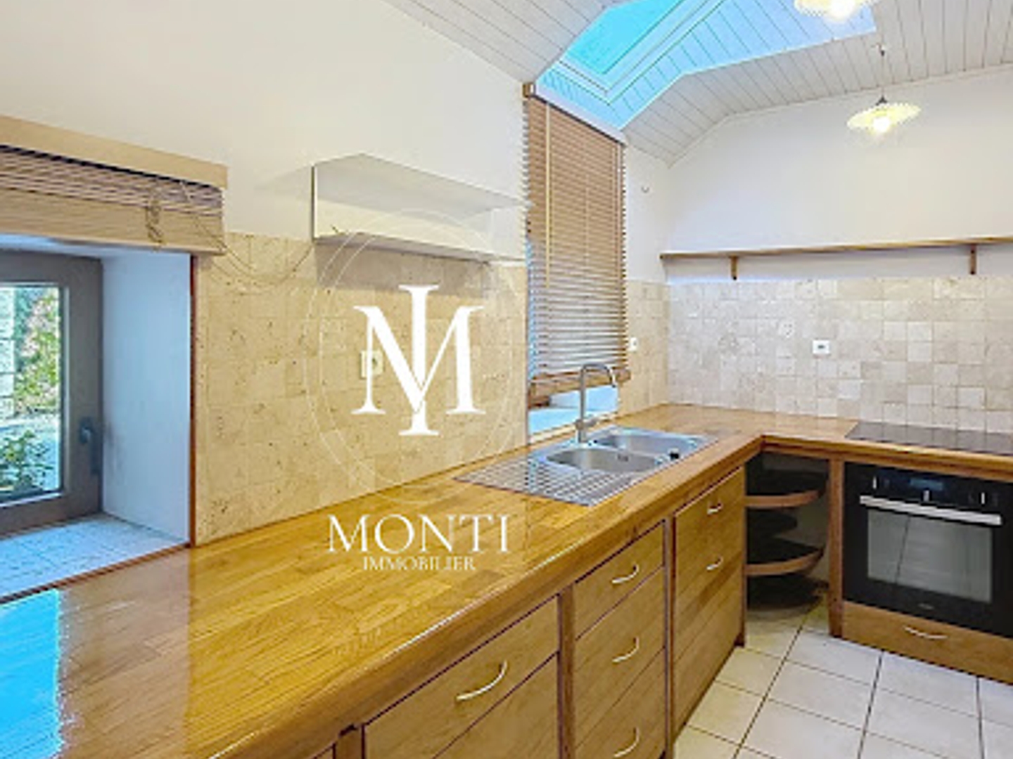 Maison à vendre - 7 pièces - 150m2 - Tourch (29140)