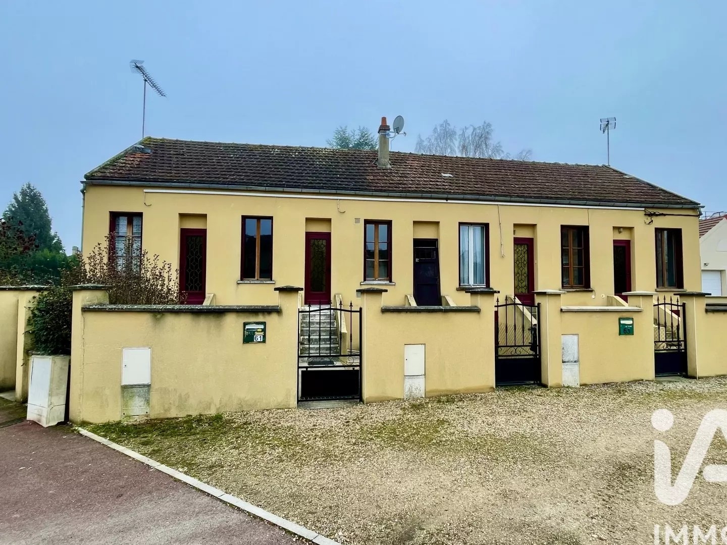 Immeuble à vendre - 140m2 - Varennes-Sur-Seine (77130)