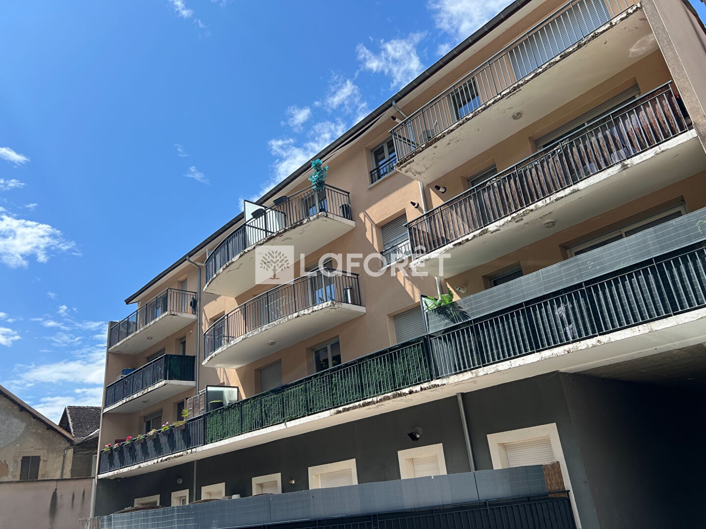 Appartement à vendre - 1 pièce - 42m2 - La Tour-Du-Pin (38110)