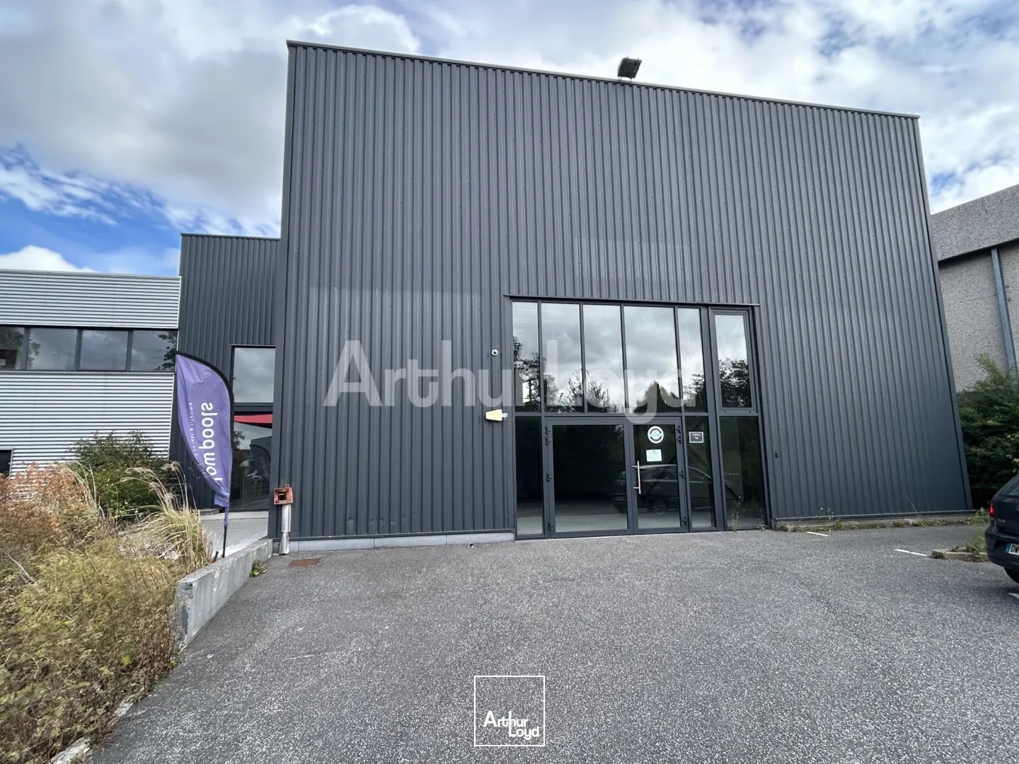 Bâtiment d activité à vendre à Wambrechies avec entrepôt sécurisé