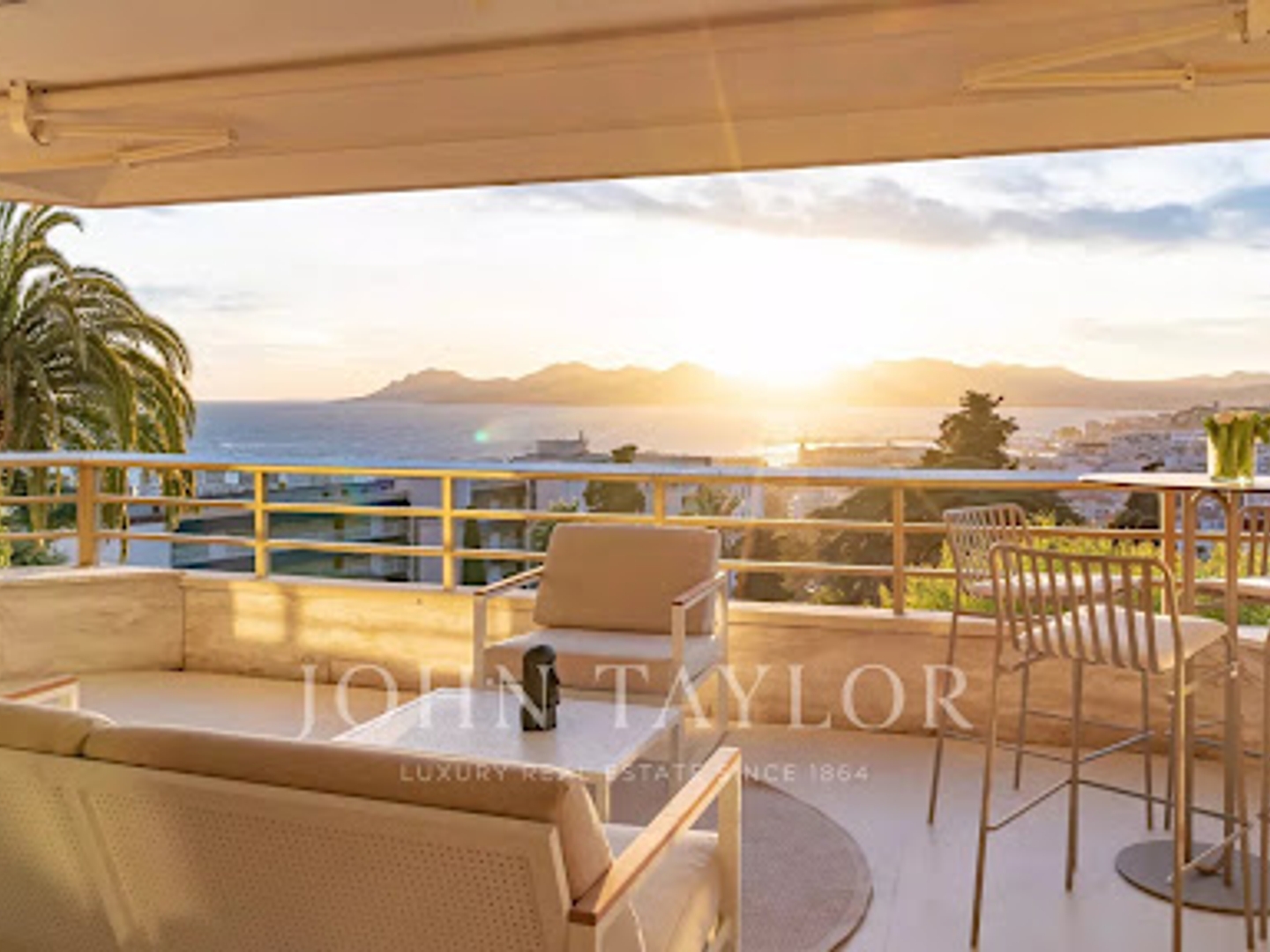 Appartement à vendre - 4 pièces - 100m2 - Cannes (06400)
