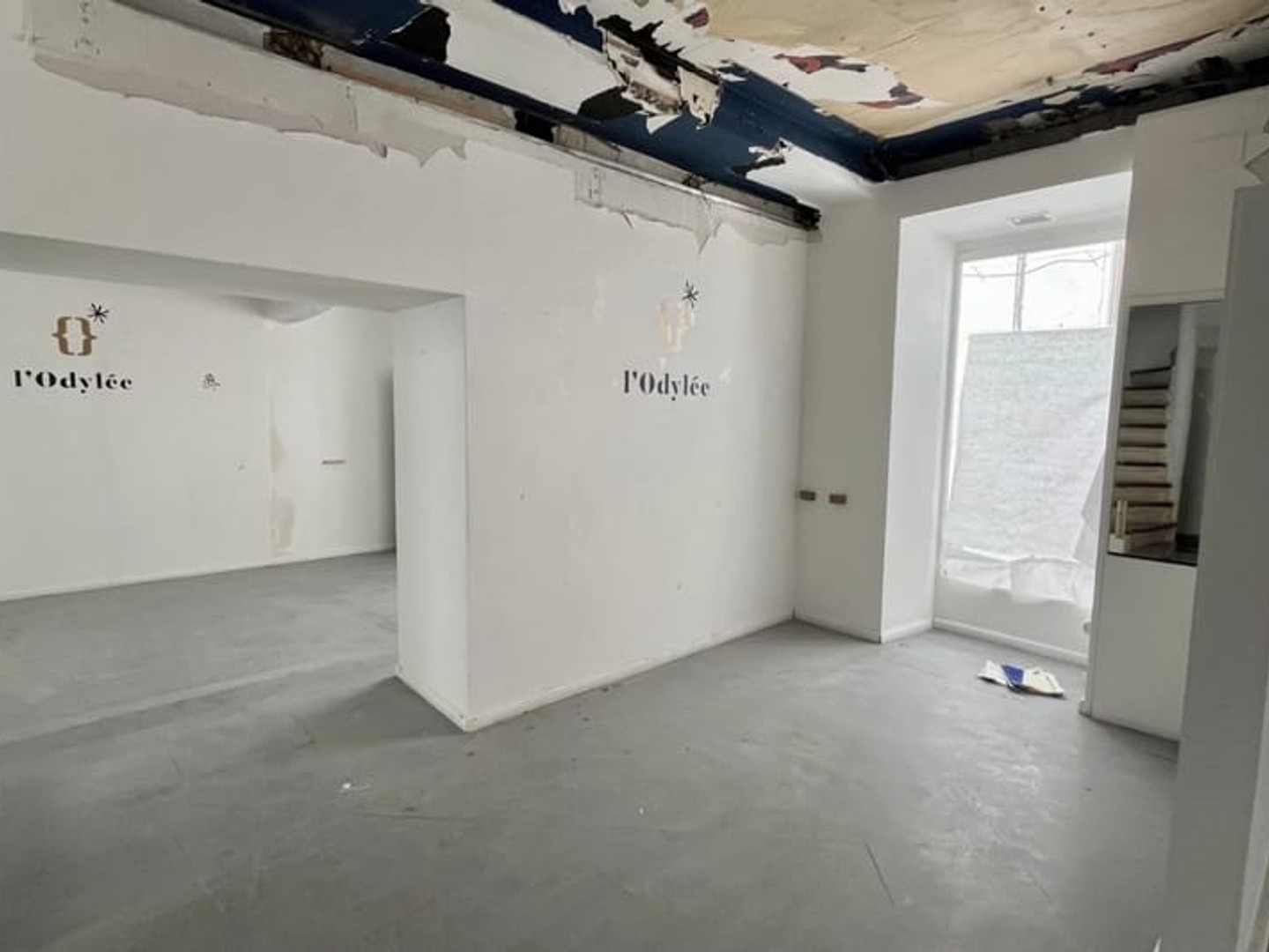 Immeuble à vendre - 8 pièces - 182m2 - Arles (13200)